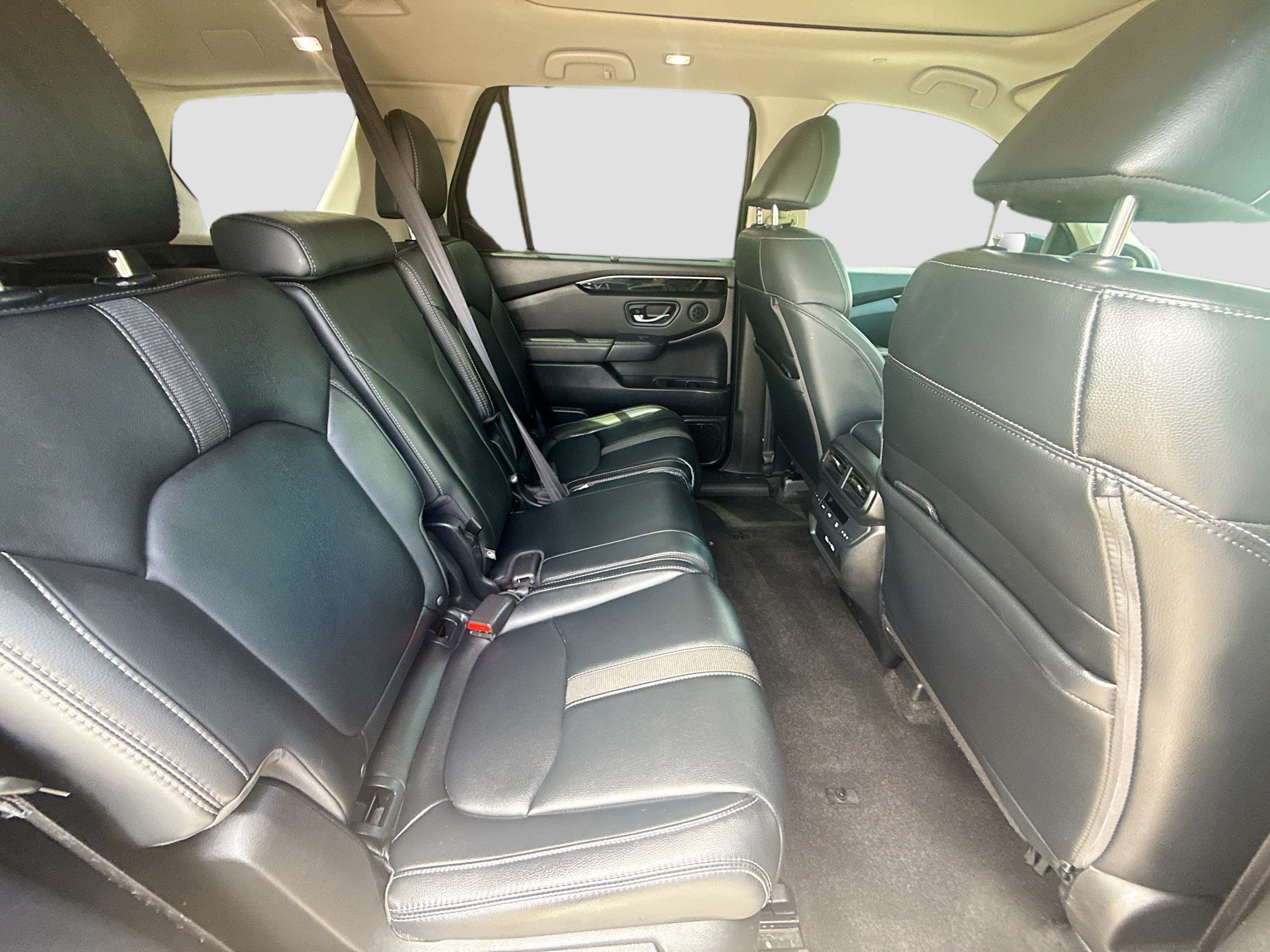 2023 Honda Pilot Touring - Photo 29