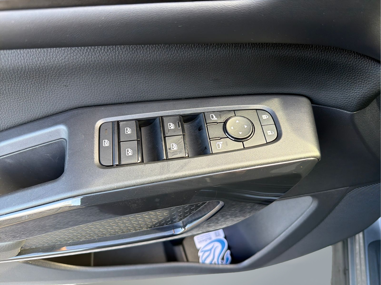 Used 2023 Gun Metallic Nissan S image 25
