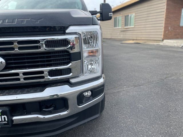 2025 Ford F-350 Super Duty Chassis Cab XL - Photo 8