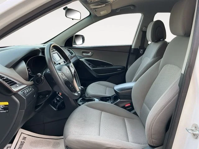 Used 2017 White Hyundai 2.4 Base image 11