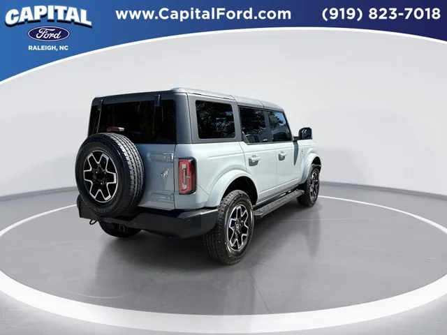 Used 2023 Gray Ford Outer Banks image 8