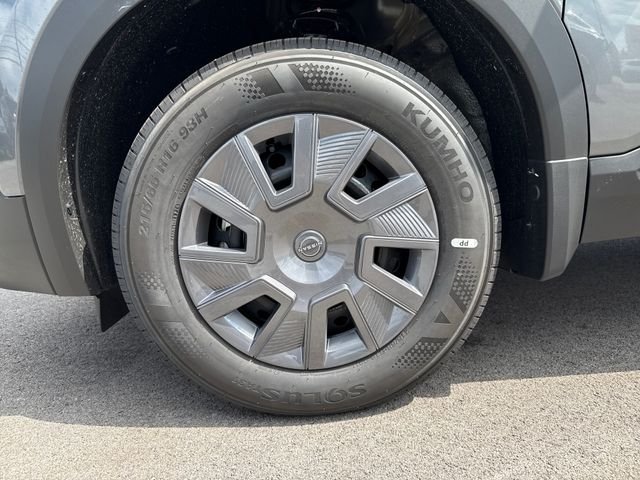 New 2026 Gray Nissan S image 10