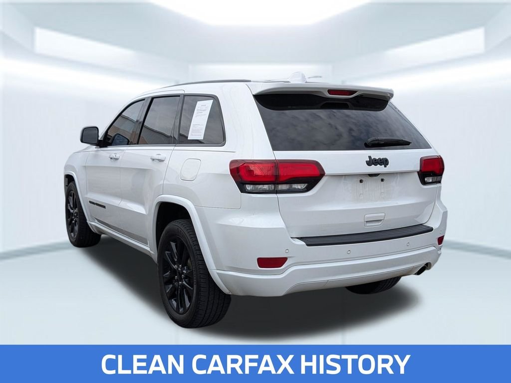 Used 2021 White Jeep Laredo X image 2
