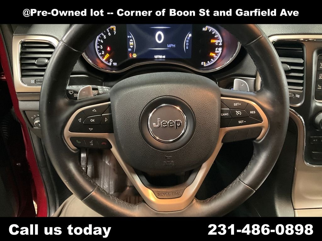 Used 2015 Red Jeep Laredo image 20