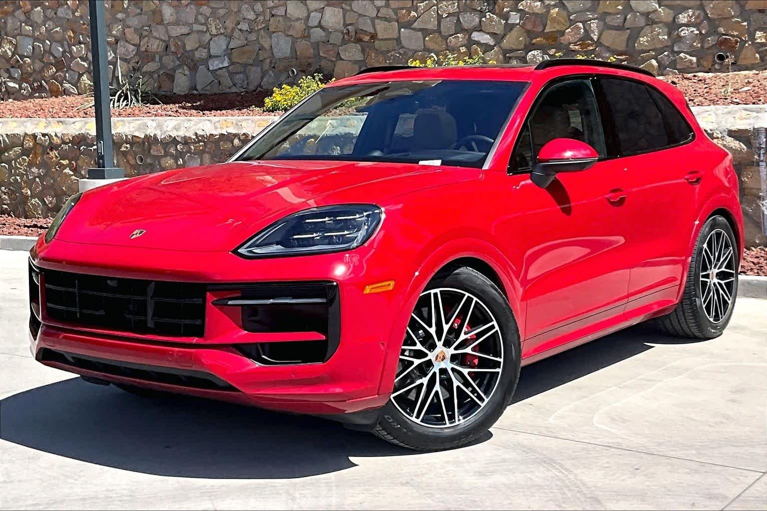2026 Porsche Cayenne S's photo