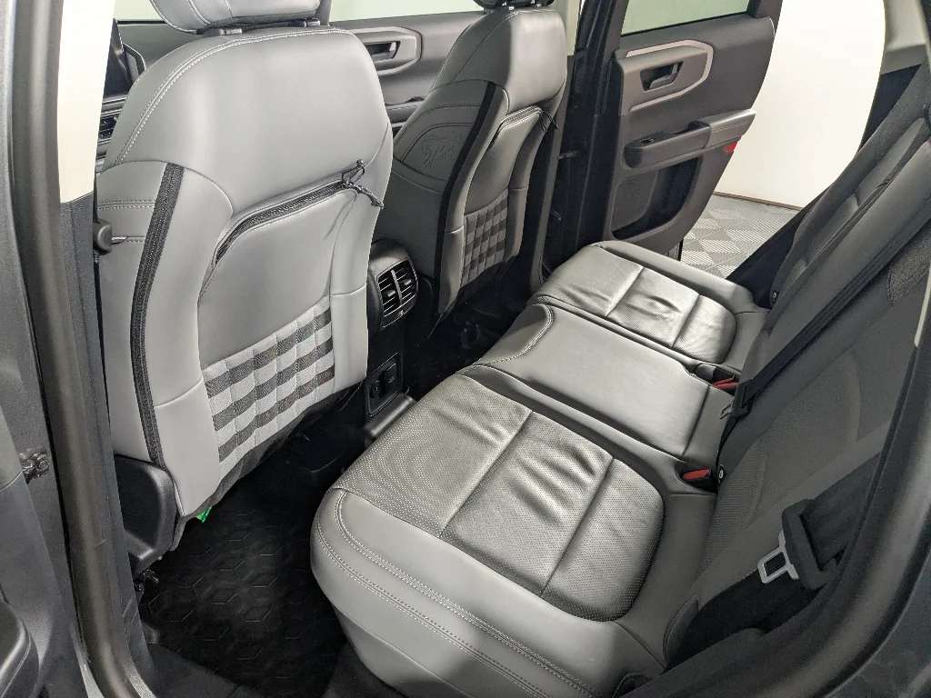 Used 2025 Gray Ford Badlands image 14