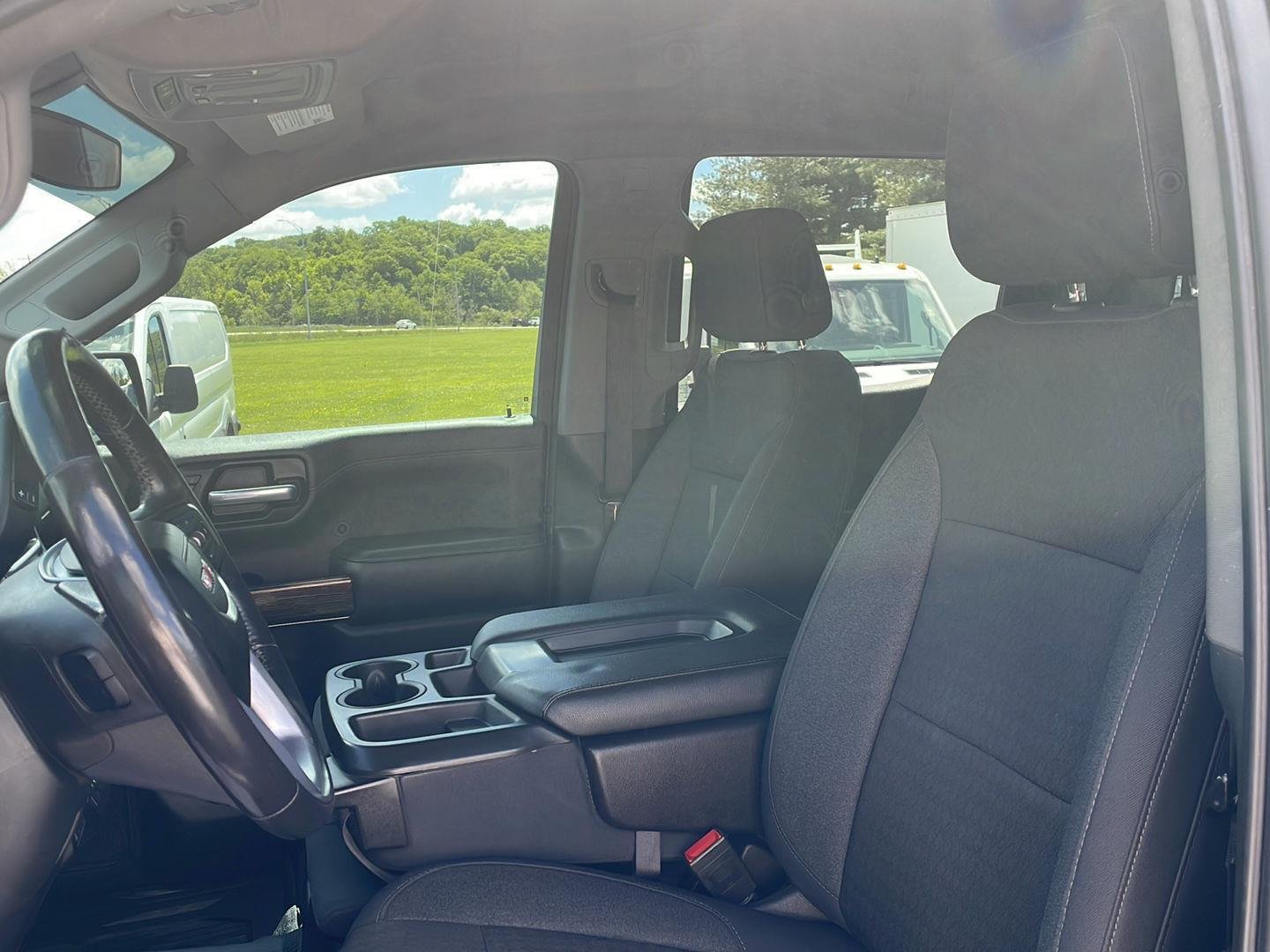 Used 2020 Onyx Black GMC Elevation image 16