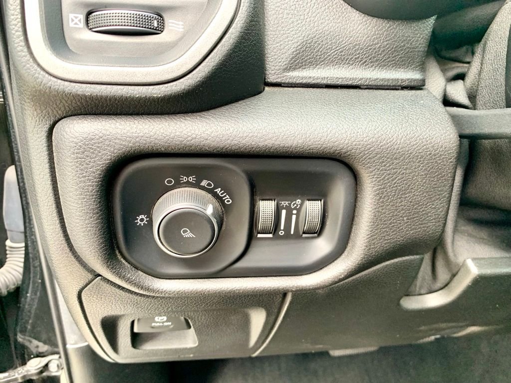 Used 2019 Black Ram Tradesman image 28