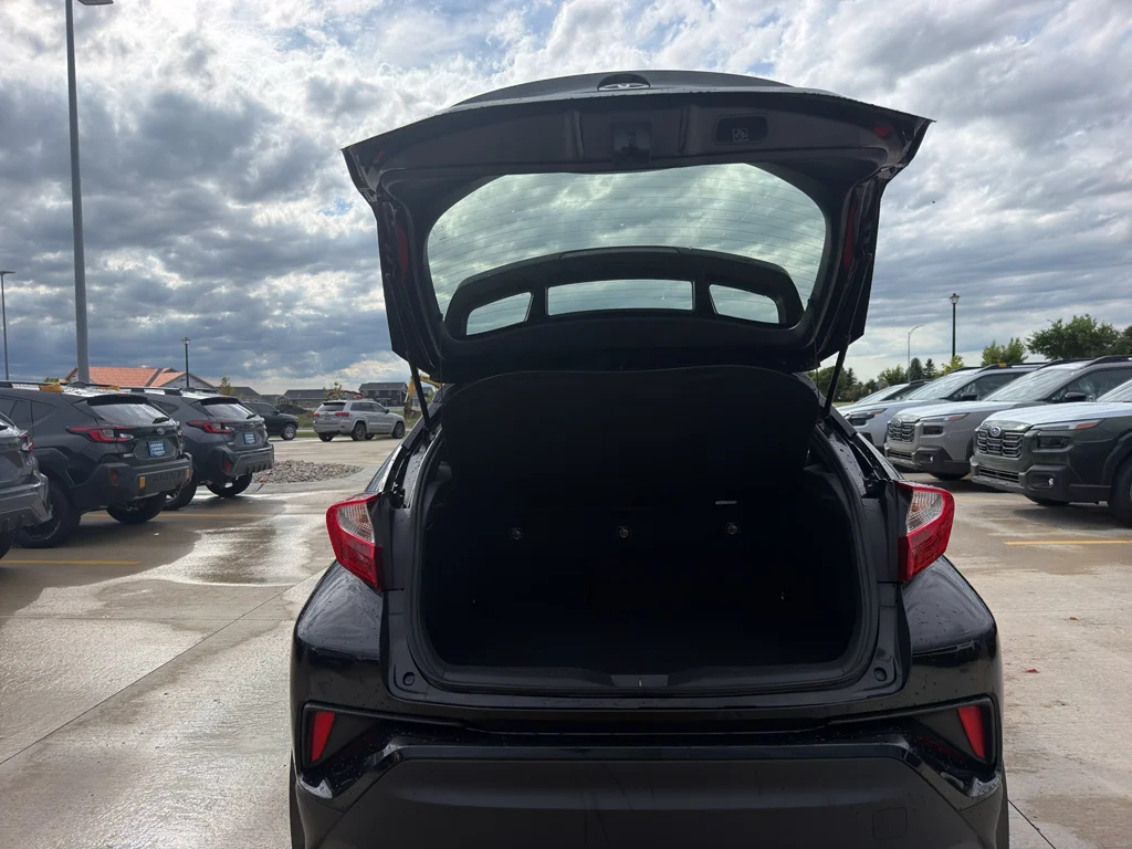 Used 2019 Black Sand Pearl Toyota XLE image 8