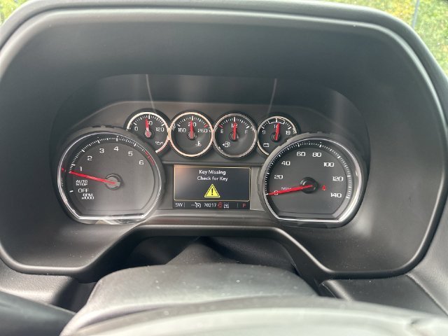 Used 2021 Gray Chevrolet Z71 image 21
