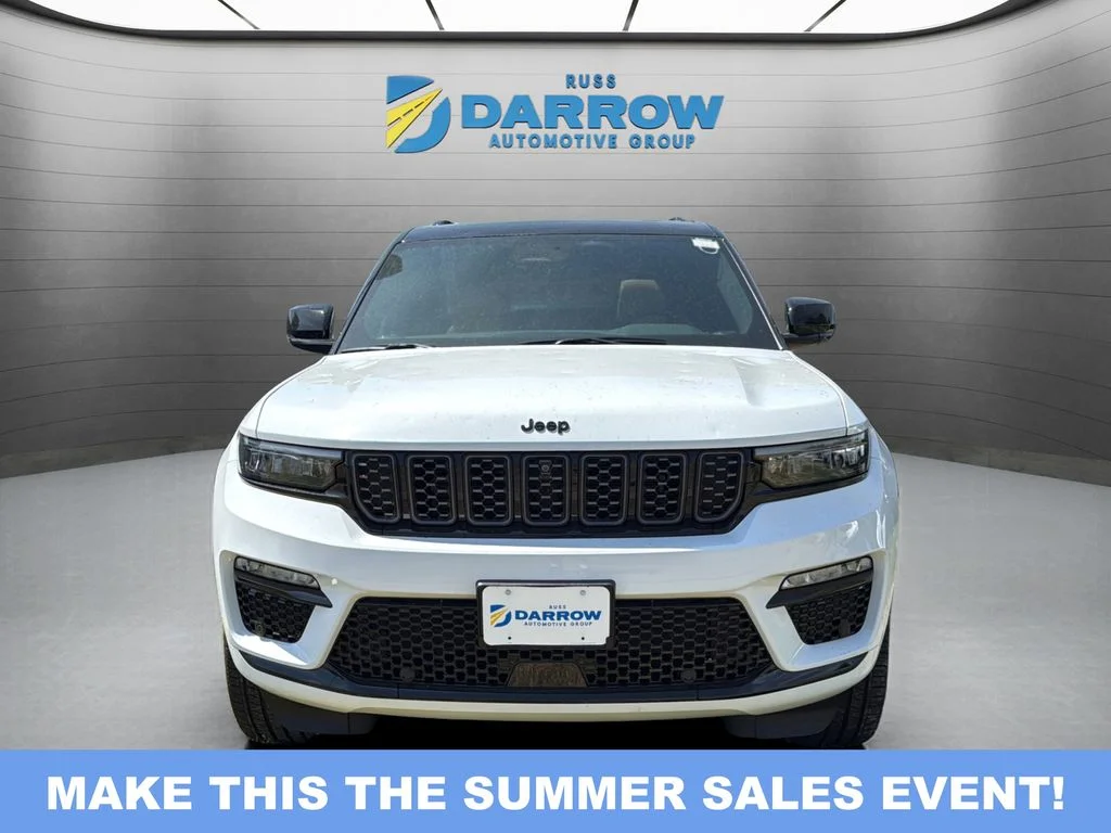 New 2025 Bright White Clear-Coat Exterior Paint Jeep Summit Reserve image 15