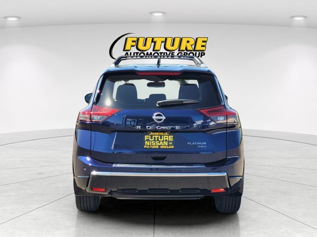Used 2025 Blue Nissan Platinum image 8