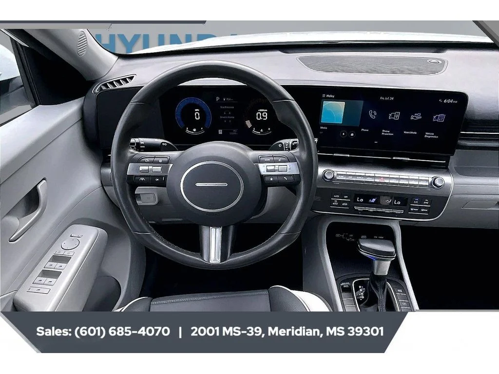 Used 2024 ATLAS WHITE Hyundai SEL image 5