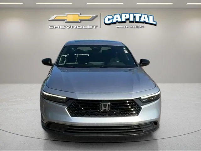 Used 2023  Honda Sport image 9