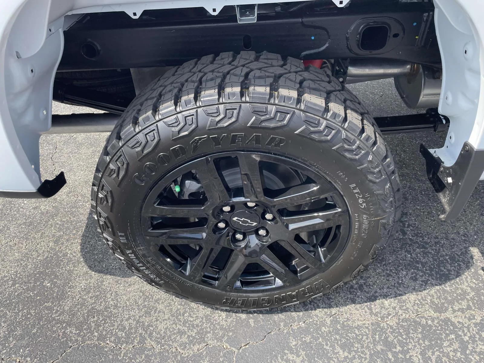 New 2026 Summit White Chevrolet Custom Trail Boss image 7
