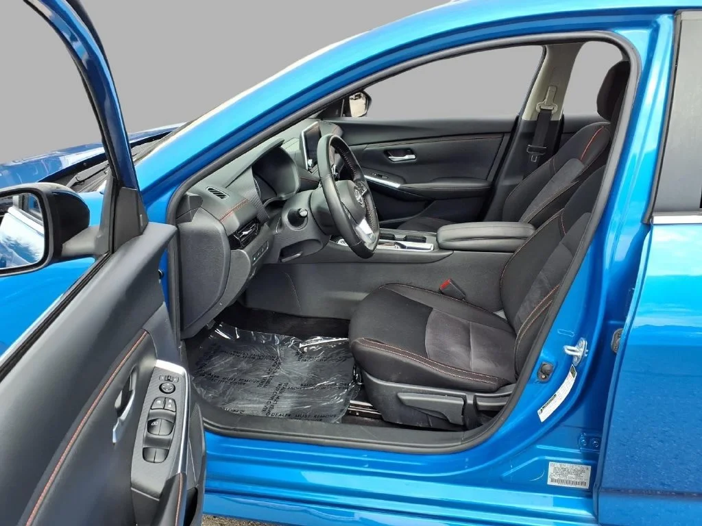 Used 2025 Blue Nissan SR image 21