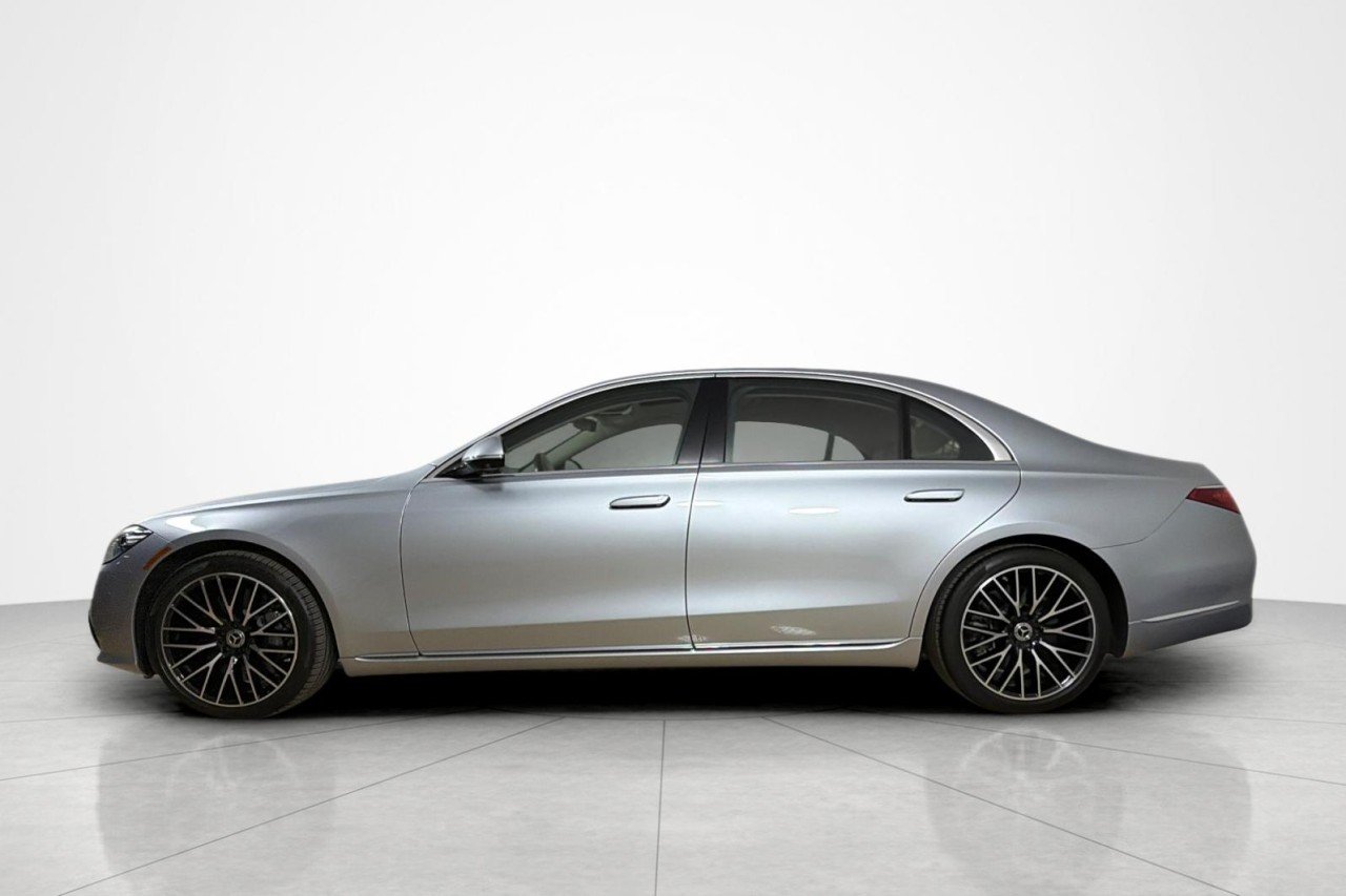 Certified Used 2024 Cirrus Silver Metallic Mercedes-Benz S 580 image 2