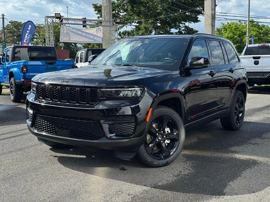 2025 Jeep Grand Cherokee Altitude X's photo