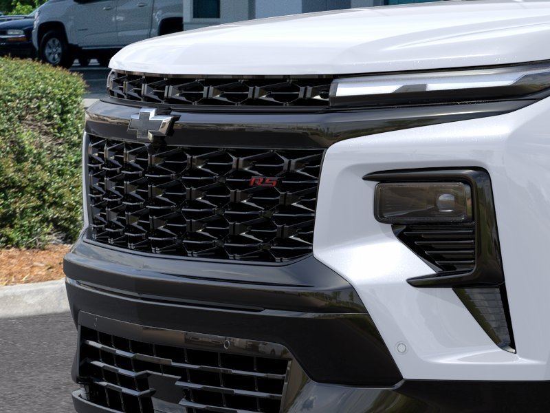 New 2027 Polar White Tricoat Chevrolet RS image 15