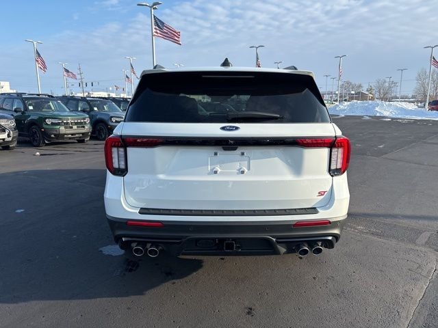 New 2026 Star White Metallic Tri-Coat Ford ST image 7