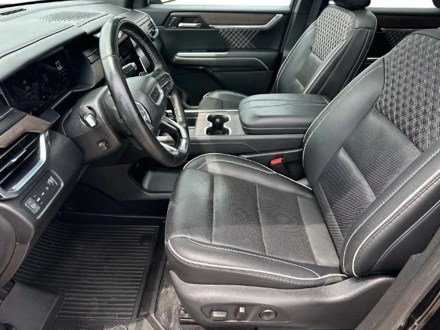 Used 2024 Black GMC Denali image 23