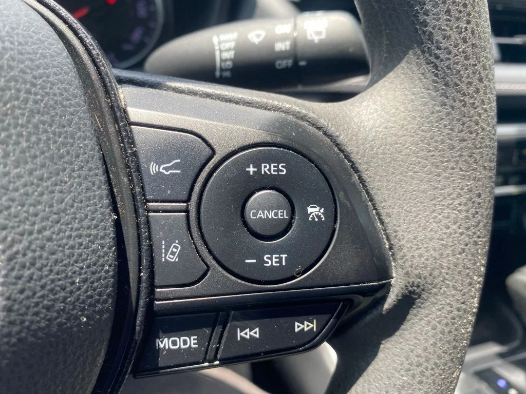 Used 2019 Gray Toyota LE image 28