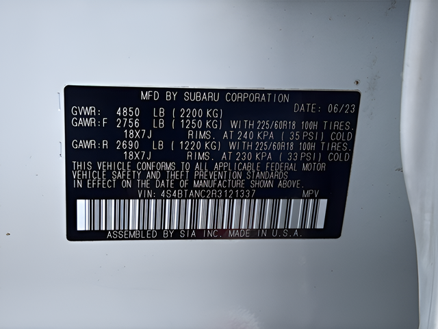 Used 2024 White Subaru Limited image 27