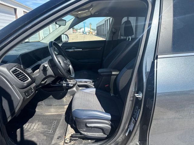 Used 2024 Gray Kia S image 3