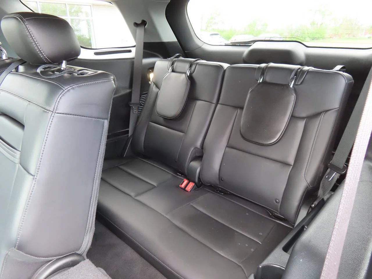 2023 Ford Explorer XLT - Photo 11