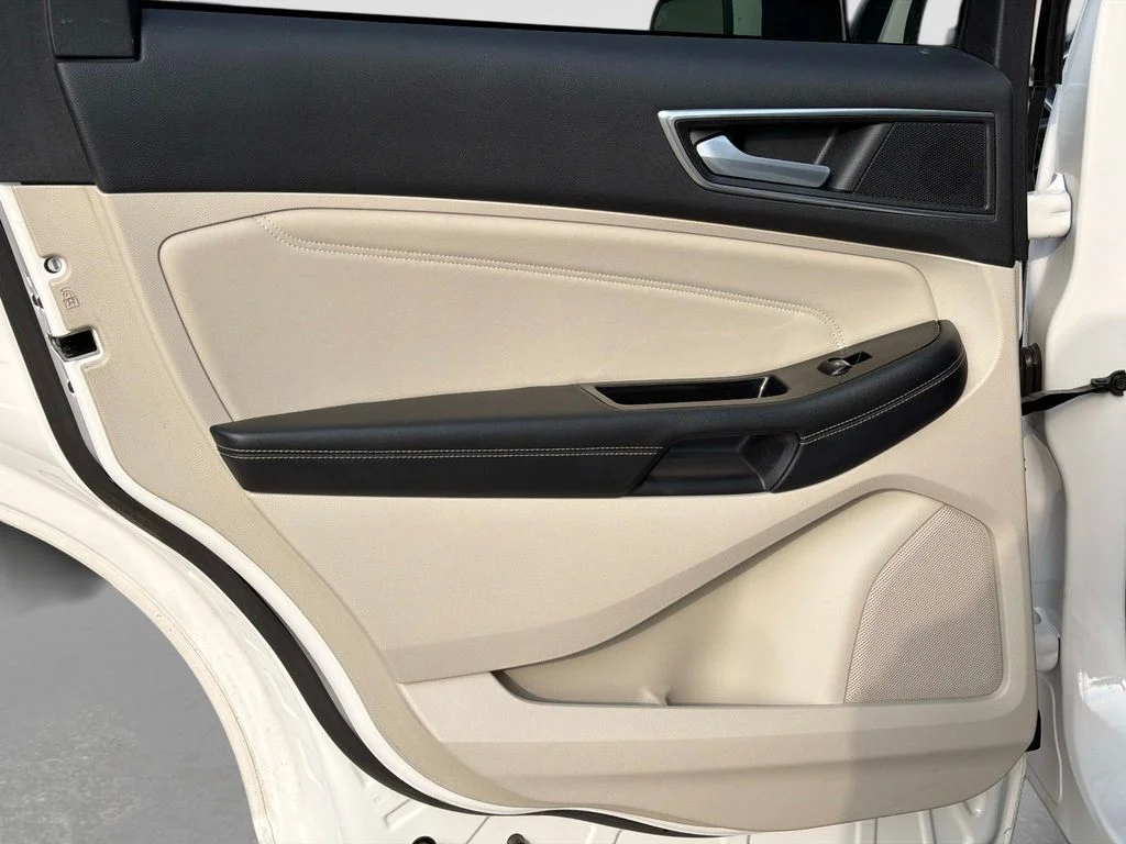 Used 2016 White Ford Titanium image 13