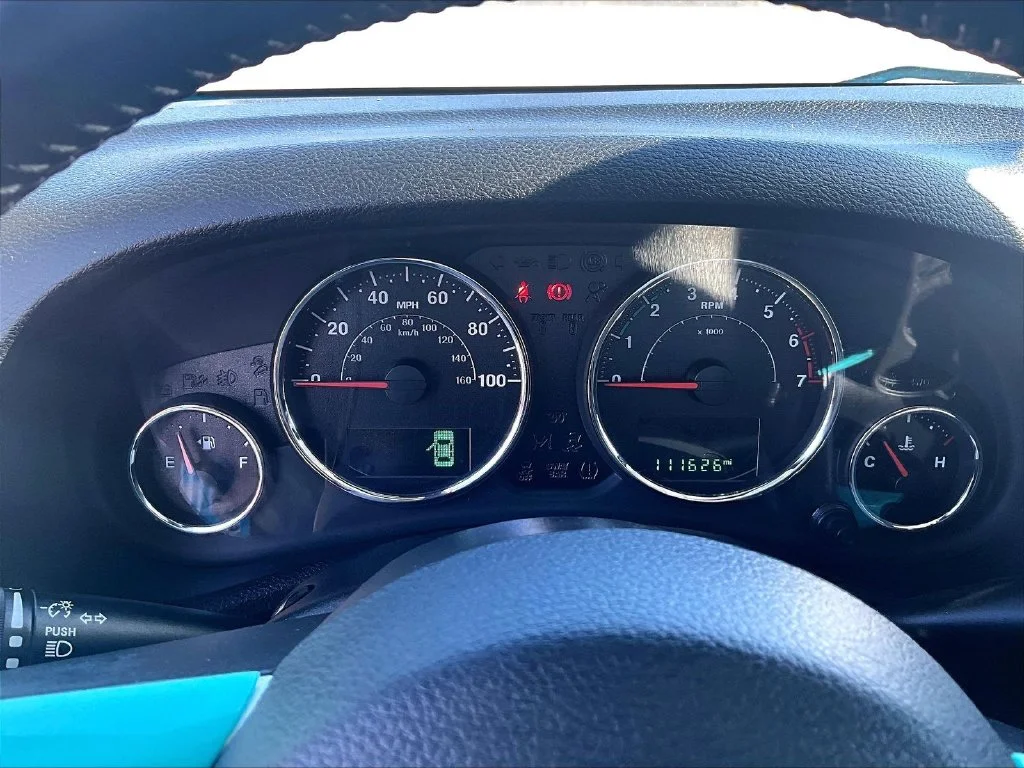 Used 2017 Blue Jeep Unlimited Sahara image 21