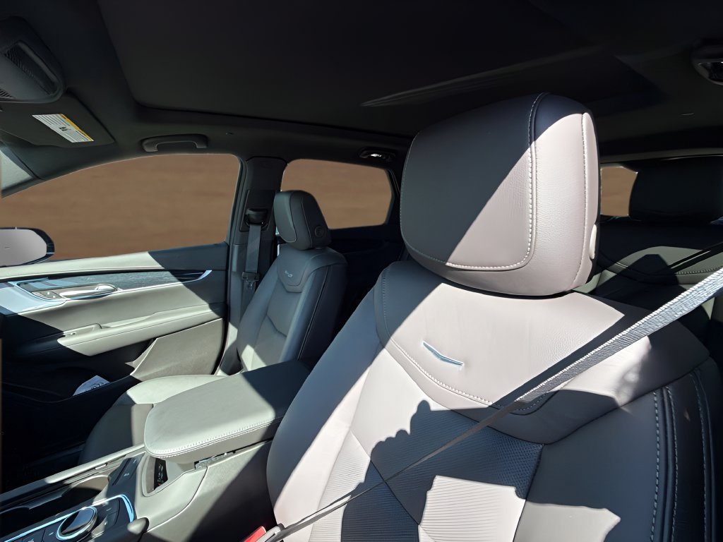2026 Cadillac XT5 Premium Luxury - Photo 11