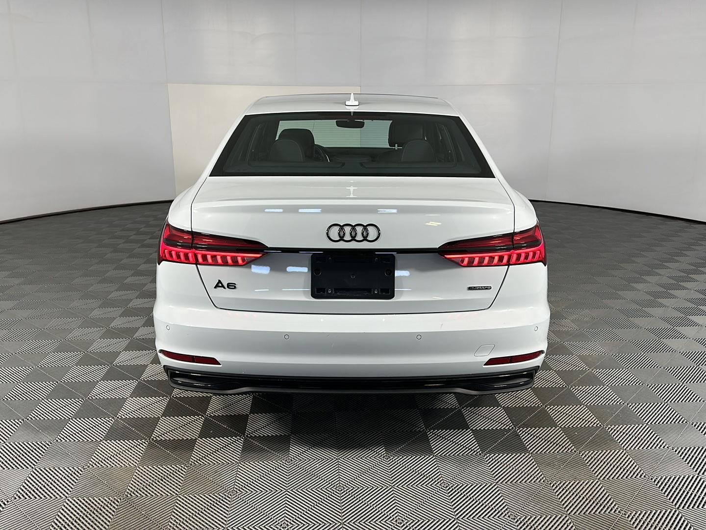 Used 2025 Glacier White Metallic Audi Premium Plus image 31