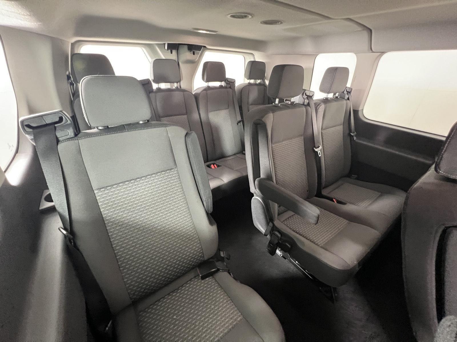 Used 2026 Oxford White Ford 350 XLT image 22