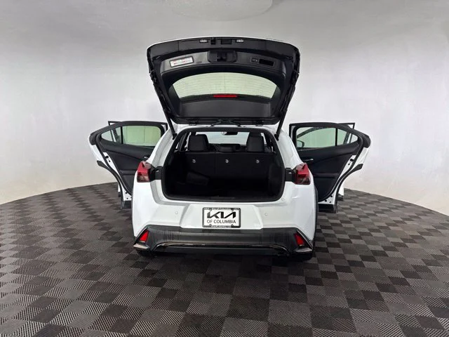 Used 2019 White Lexus 200 F SPORT image 21