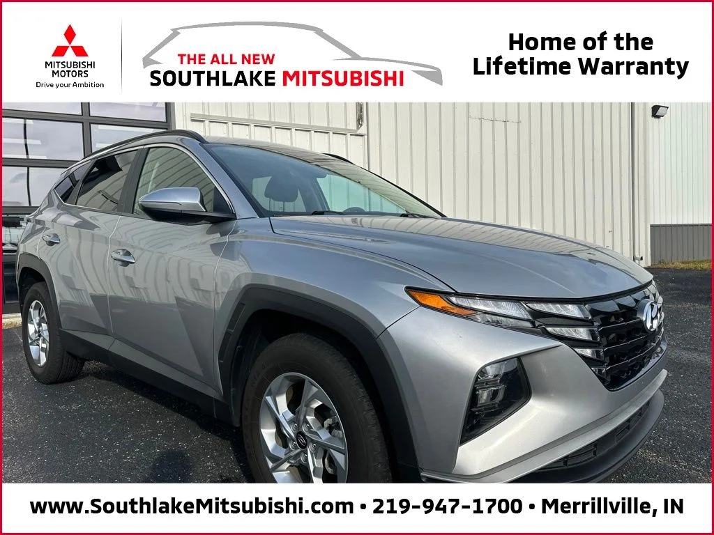 Used 2022 Silver Hyundai SEL image 1