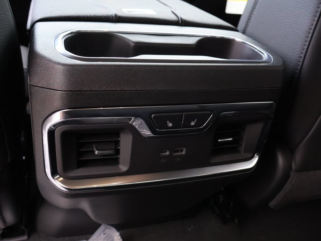 2026 GMC Sierra 1500 Denali - Photo 10