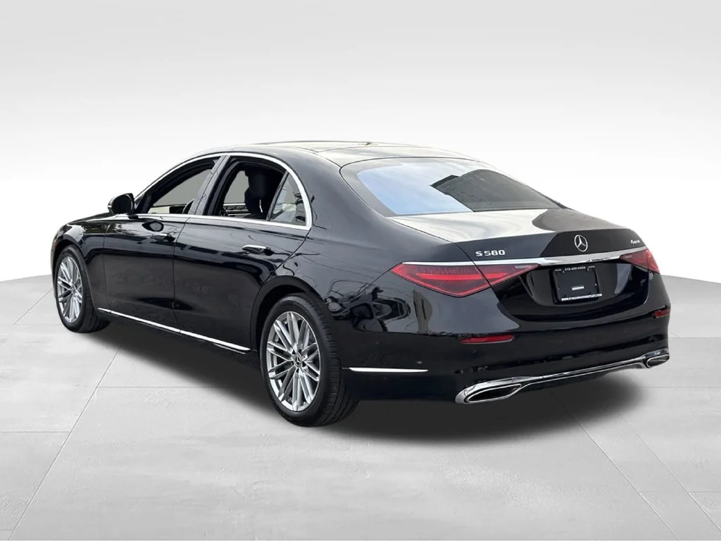 Used 2022 Black Mercedes-Benz S 580 image 8