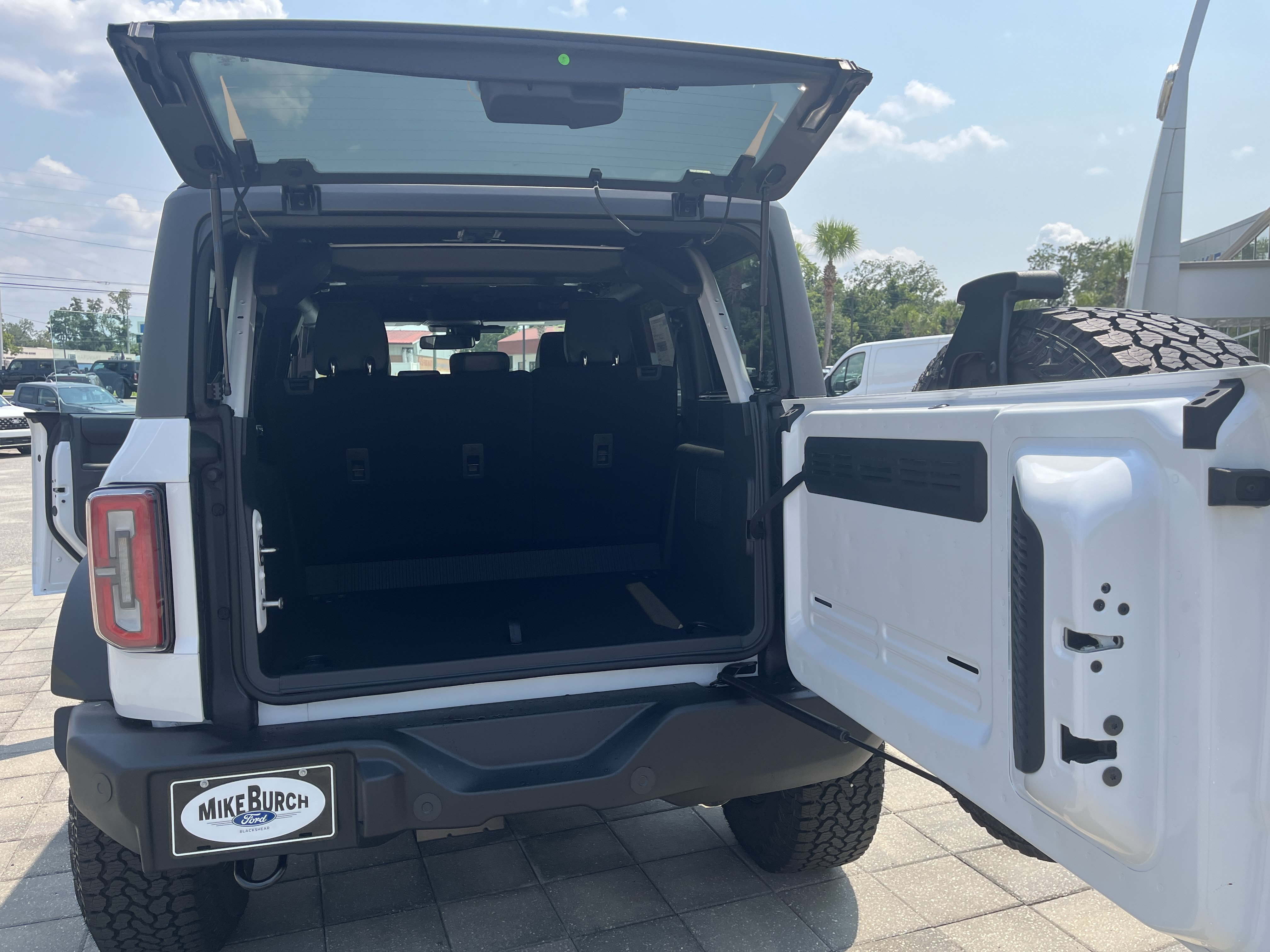 New 2026 Oxford White Ford Outer Banks® image 14