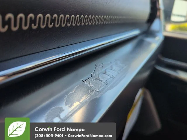 New 2026 Star White Metallic Tri-Coat Ford F-350® King Ranch® image 21
