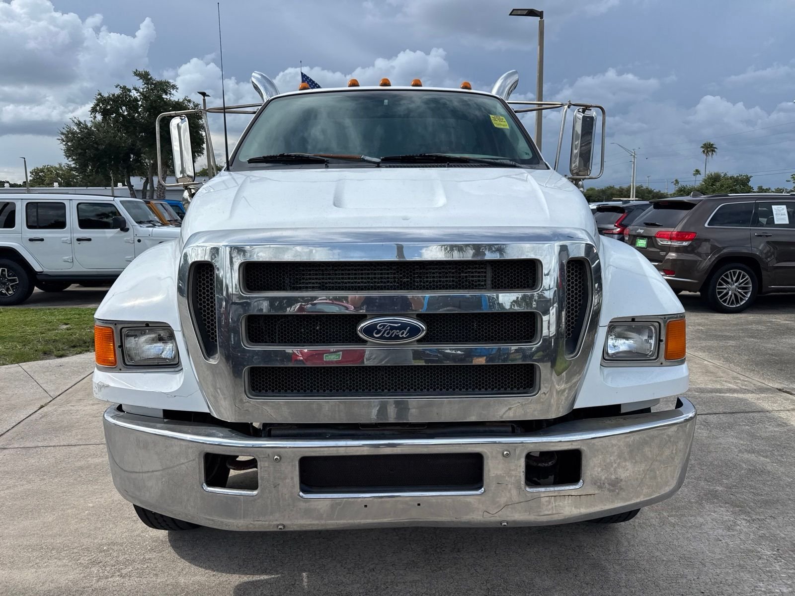 Used 2004 White Ford XLT image 8