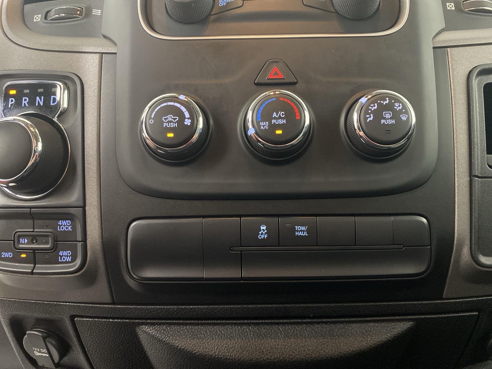 Used 2019 Granite Crystal Metallic Clearcoat Ram Express image 21