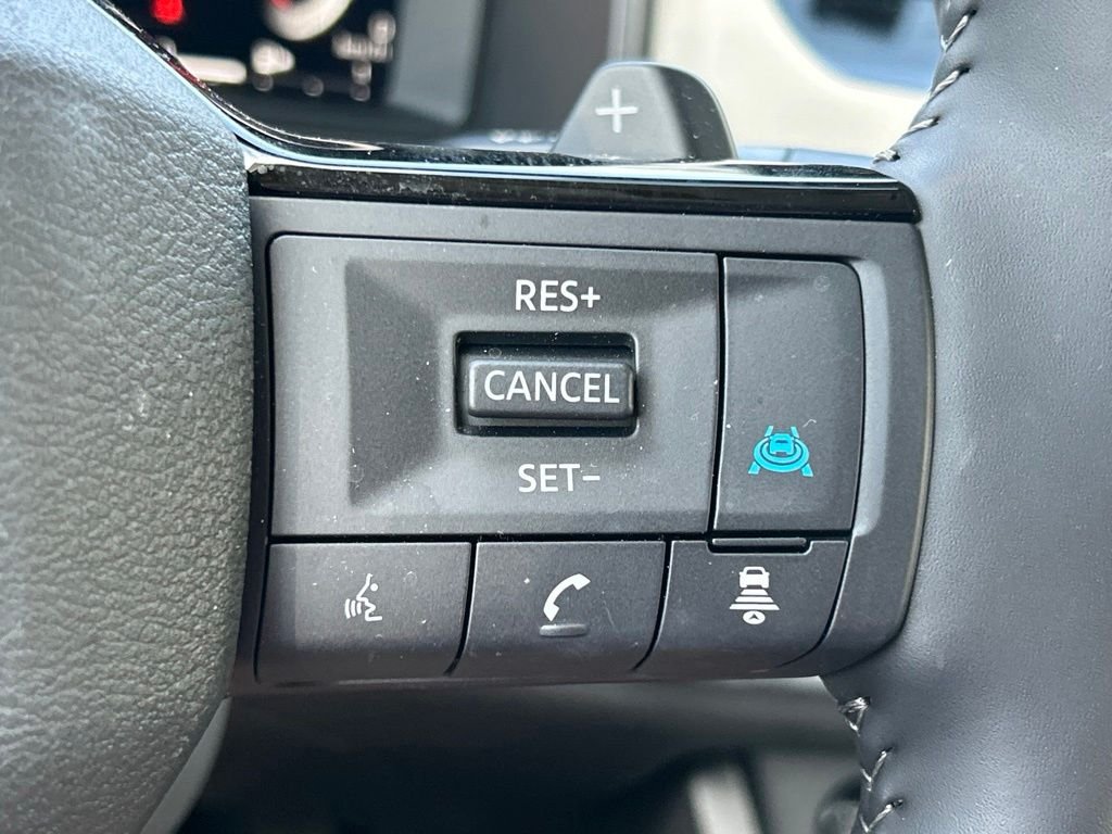 Used 2025 Black Nissan SL image 28