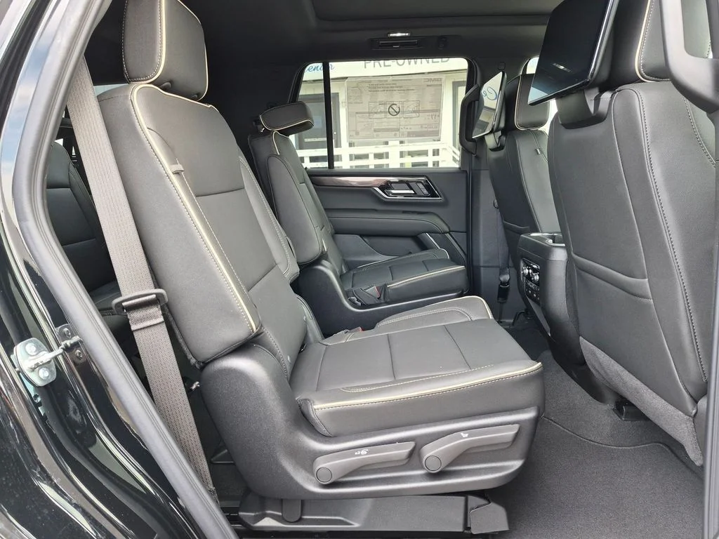2026 GMC Yukon Elevation - Photo 24