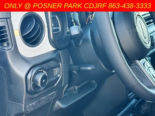 New 2026 Granite Crystal Metallic Clearcoat Jeep Sport S image 10