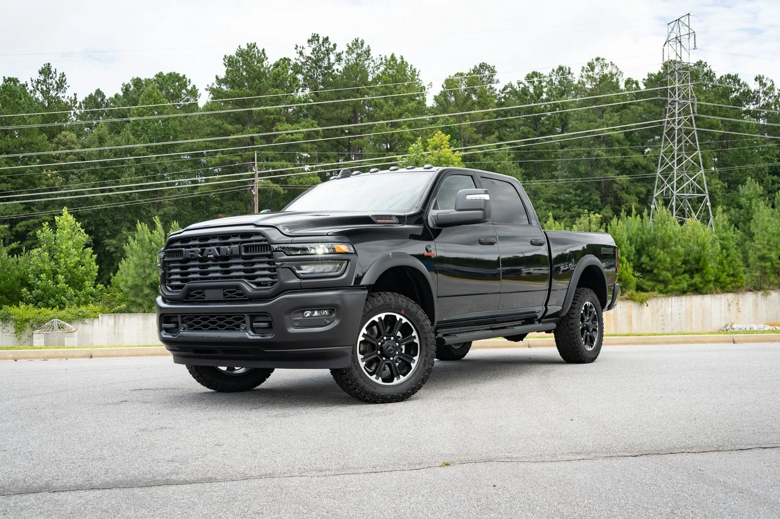 New 2026 Diamond Black Crystal Pearl-Coat Exterior Paint RAM  image 1