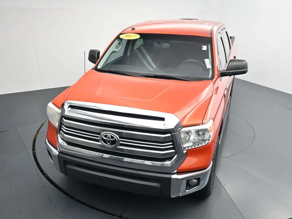 Used 2017 Red Toyota SR5 image 25