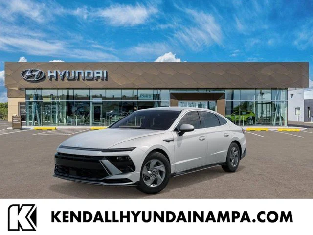 New 2026 White Hyundai SE image 1