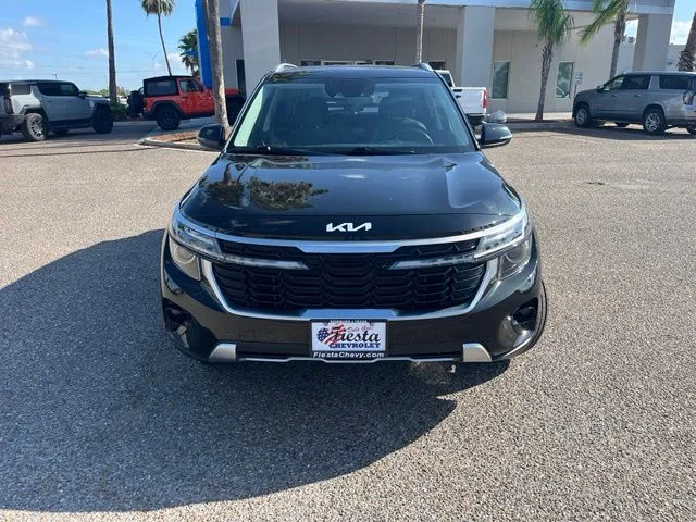 Used 2024 Black Kia S image 2