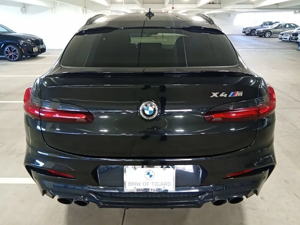 Used 2020 Black Sapphire Metallic BMW  image 6